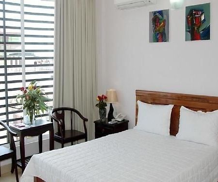 Hoa Dong Duong Hotel Ho Şi Min Exterior foto